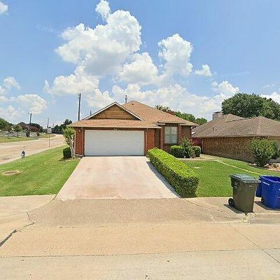 2524 Plumdale Dr, Carrollton, TX 75006