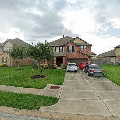 3303 Regal Park Ln, Pearland, TX 77584