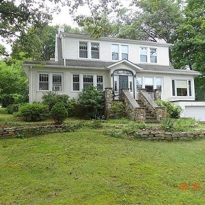 622 Moyer Ave, Pen Argyl, PA 18072