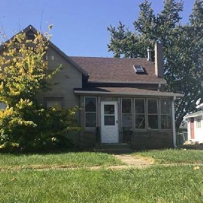 1029 Pearl St, Grinnell, IA 50112