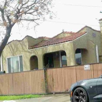 10313 S Budlong Ave, Los Angeles, CA 90044