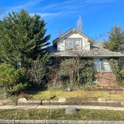 105 Mercer Pl, South Orange, NJ 07079