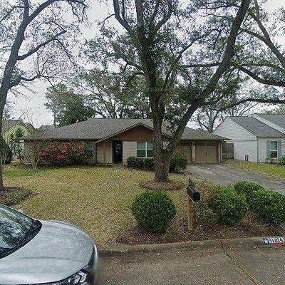 11214 Ivyridge Rd, Houston, TX 77043