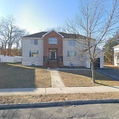 10 Shemen St, Lakewood, NJ 08701