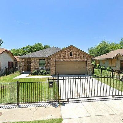 1330 Strickland St, Dallas, TX 75216