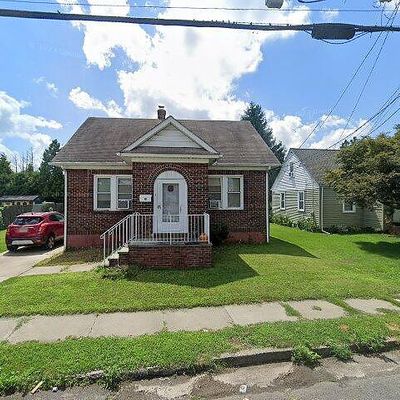 16 N Weiss St, Manville, NJ 08835