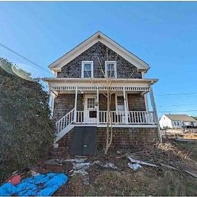 16 Saint John St, South Dartmouth, MA 02748