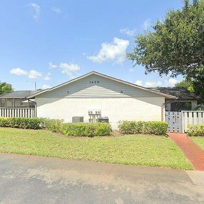 1439 Captains Walk #20 D, Fort Pierce, FL 34950