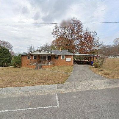 201 Hampton Rd, Oak Ridge, TN 37830