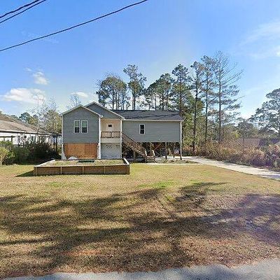 203 Brook Ln, Newport, NC 28570