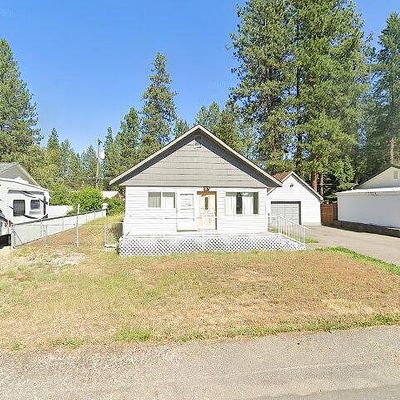 211 Sunset Dr, Pinehurst, ID 83850