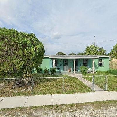 1821 Nw 74 Th St, Miami, FL 33147