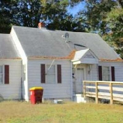 1846 Oakland St, Petersburg, VA 23805