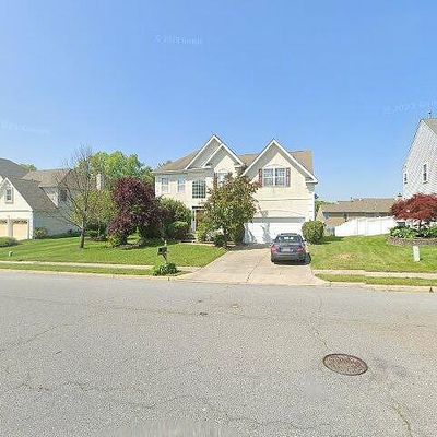 3 Fox Hollow Ln, Sewell, NJ 08080