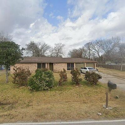 239 E Saint Charles Dr, Crosby, TX 77532