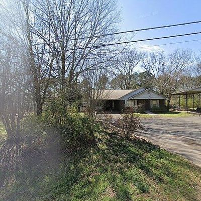 240 Dearmanville Dr N, Anniston, AL 36207