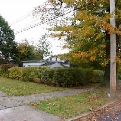 37 Highland Dr, Camp Hill, PA 17011