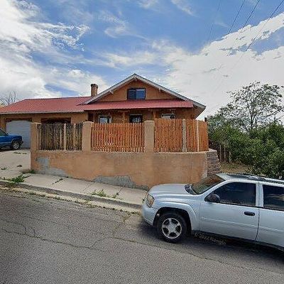 300 Pine Ave, Gallup, NM 87301