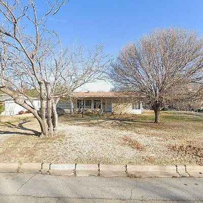 4212 Emerson St, Wichita Falls, TX 76309