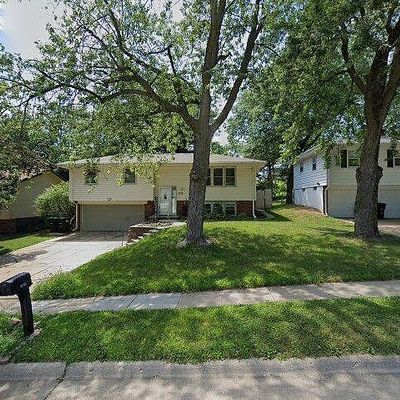 3824 N 101 St St, Omaha, NE 68134