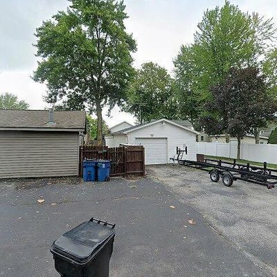 5452 S Elm St, Knox, IN 46534