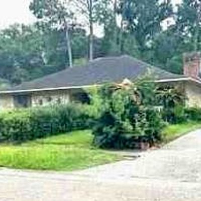 5480 Howell Park Ave, Baton Rouge, LA 70805