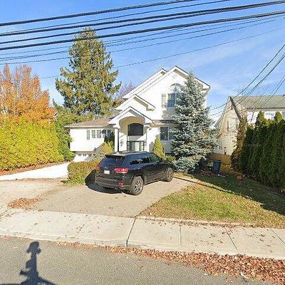 58 Brower Ave, Woodmere, NY 11598