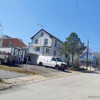 6 E G St, Brunswick, MD 21716