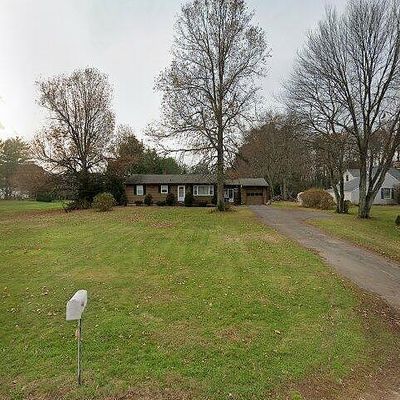 1199 East St N, Suffield, CT 06078