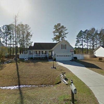 125 Hilda Dr, New Bern, NC 28562