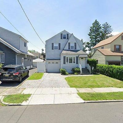 128 Roosevelt Ave, Hasbrouck Heights, NJ 07604