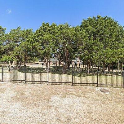 1131 Whispering Oaks Dr, Desoto, TX 75115