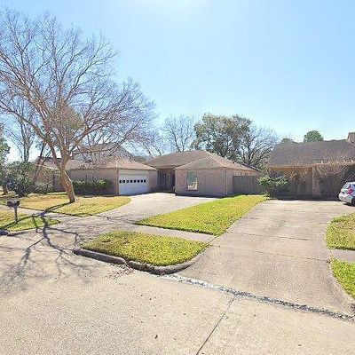 11407 Overbrook Ln, Houston, TX 77077