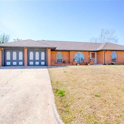 11613 Hastings Ave, Yukon, OK 73099