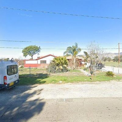 1350 W Fruitvale Ave, Hemet, CA 92543