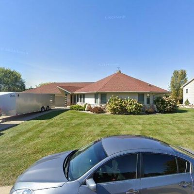 1690 Gateway Meadows Ln, Neenah, WI 54956