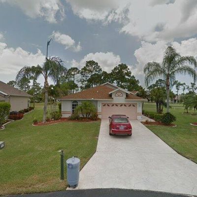 17591 Fan Palm Ct, North Fort Myers, FL 33917