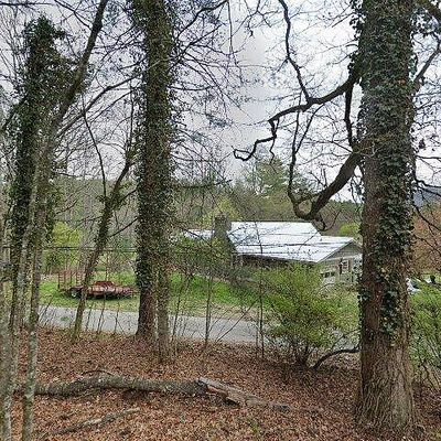 158 Glen Echo Ln, Hendersonville, NC 28739