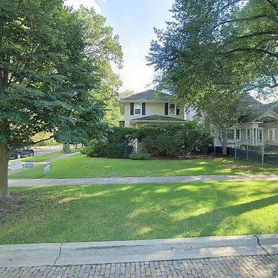 1601 Spencer Ave, Wilmette, IL 60091