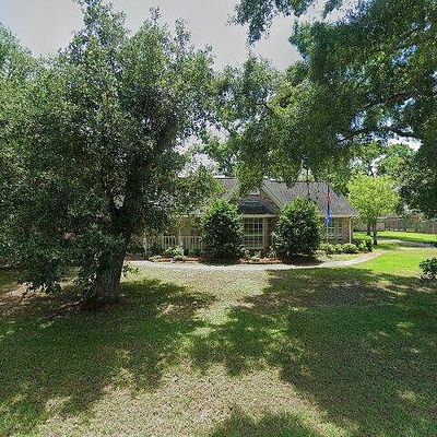 204 Red Oak Cir, Brazoria, TX 77422