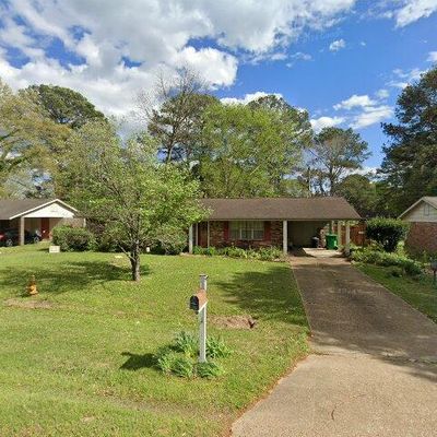 212 Hospital Dr, Columbus, MS 39705