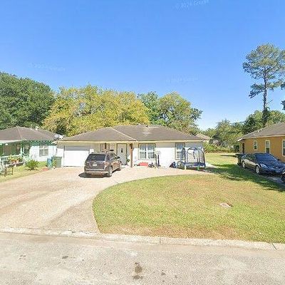 2365 Ranier St, Beaumont, TX 77701