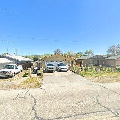 216 S 1 St St, Shandon, CA 93461