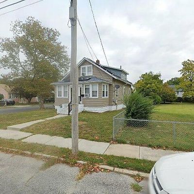 22 W Reading Ave, Pleasantville, NJ 08232