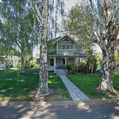 2207 Barge St, Yakima, WA 98902