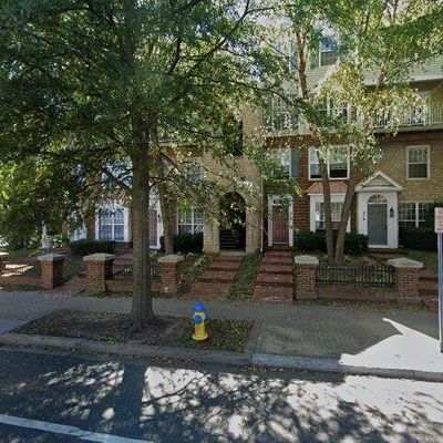 220 A Fallsgrove Blvd #3, Rockville, MD 20850