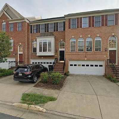 2816 Wakewater Way, Woodbridge, VA 22191