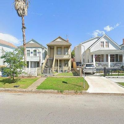 3010 Avenue P, Galveston, TX 77550