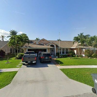 2688 Yarmouth Dr, Wellington, FL 33414