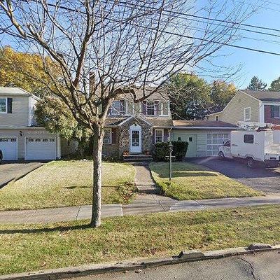 34 Bennett Ave, Rochelle Park, NJ 07662